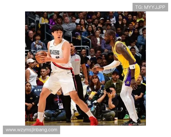 官方盛赞杨瀚森新秀盼战约基奇