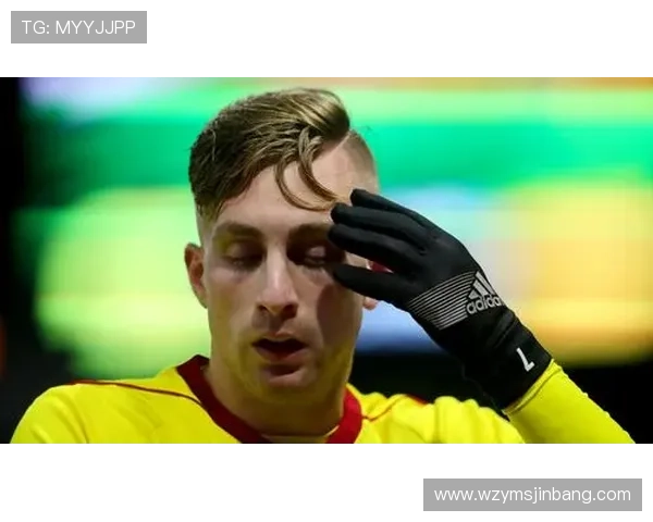 德乌洛费乌三年坚守绿茵盼归来